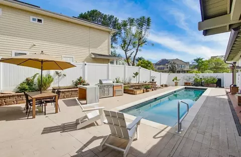 Exterior - 13620 Holly Oak Way, Poway, CA 92064 photo 12 of 20