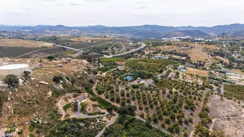 View/Area - 32721 Mountain View Rd, Bonsall, CA 92003 photo 4 of 5