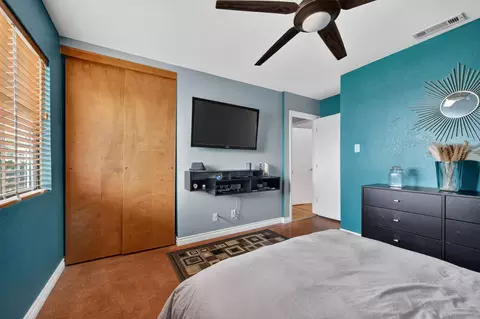 Bedroom - 32721 Mountain View Rd, Bonsall, CA 92003 photo 4 of 4
