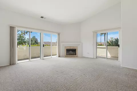 Living - 65 Via Casitas, Bonsall, CA 92003 photo 3 of 5