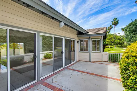 Exterior - 65 Via Casitas, Bonsall, CA 92003 photo 5 of 6