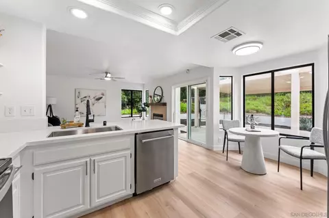 Kitchen - 1402 Broken Arrow, Fallbrook, CA 92028 photo 2 of 2