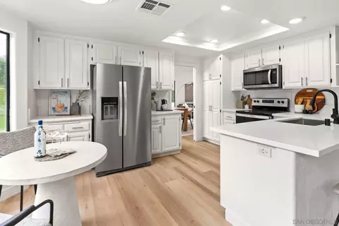 Kitchen - 1402 Broken Arrow, Fallbrook, CA 92028 photo 1 of 2