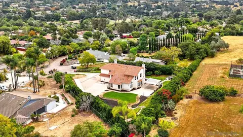 View/Area - 1402 Broken Arrow, Fallbrook, CA 92028 photo 2 of 2
