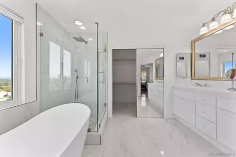 Bath - 3722 Sandpoint, Carlsbad, CA 92010 photo 3 of 6