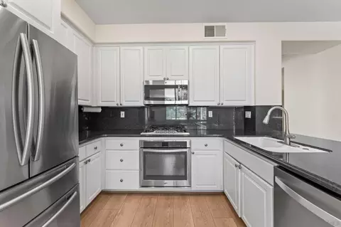 Kitchen - 3722 Sandpoint, Carlsbad, CA 92010 photo 5 of 6