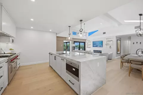 Kitchen - 701 Balboa Ave, Coronado, CA 92118 photo 2 of 6
