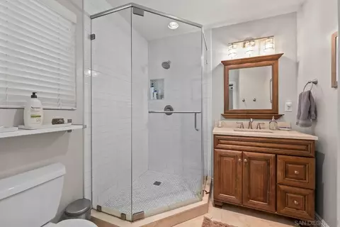 Bath - 3960 Apore St, La Mesa, CA 91941 photo 4 of 4