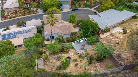 View/Area - 3960 Apore St, La Mesa, CA 91941 photo 1 of 5