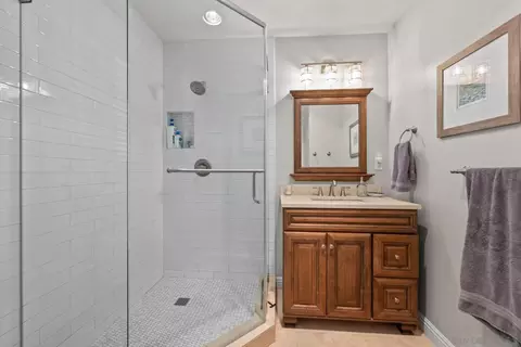 Bath - 3960 Apore St, La Mesa, CA 91941 photo 3 of 4