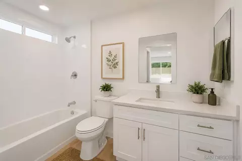 Bath - 75 Third Ave #20, Chula Vista, CA 91910 photo 5 of 6