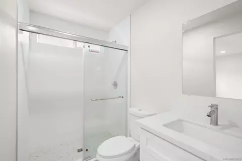 Bath - 75 Third Ave #20, Chula Vista, CA 91910 photo 3 of 6