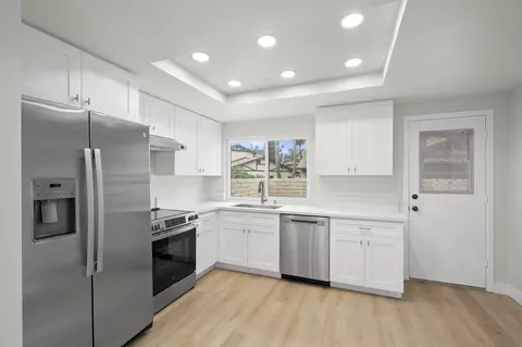 Kitchen - 75 Third Ave #20, Chula Vista, CA 91910 photo 1 of 4