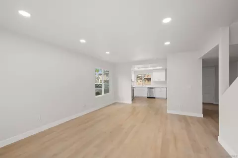 Living - 75 Third Ave #20, Chula Vista, CA 91910 photo 5 of 8