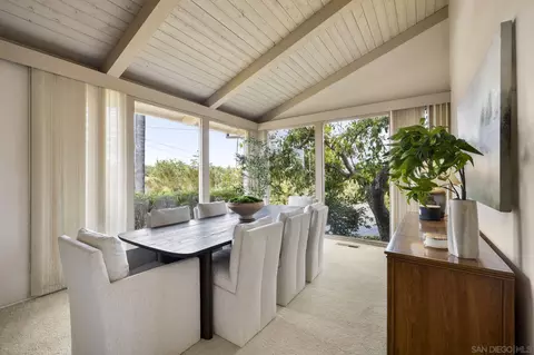 Dining - 2357 Royal Crst, Escondido, CA 92025 photo 2 of 3