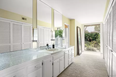 Bath - 2357 Royal Crst, Escondido, CA 92025 photo 2 of 5
