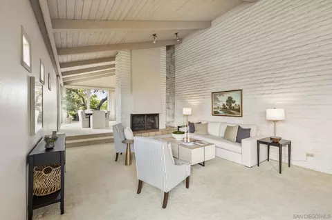 Living - 2357 Royal Crst, Escondido, CA 92025 photo 1 of 4
