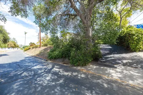 Exterior - 2357 Royal Crst, Escondido, CA 92025 photo 14 of 28
