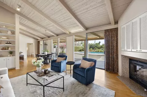 2357 Royal Crst, Escondido, CA 92025