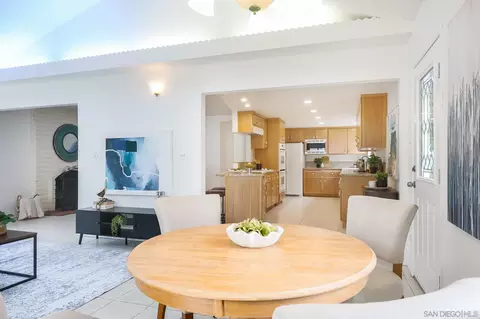 Dining - 13933 Recuerdo Dr, Del Mar, CA 92014 photo 3 of 4