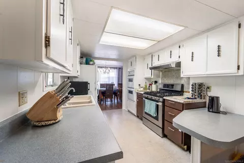 Kitchen - 3909 Reche Rd #SPC 116, Fallbrook, CA 92028 photo 2 of 3