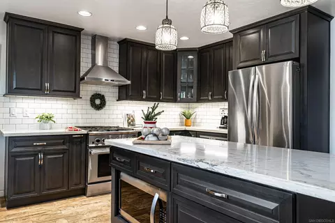 8511 Fensmuir St, San Diego, CA 92123