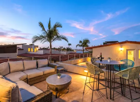 141 Orange Ave #306, Coronado, CA 92118