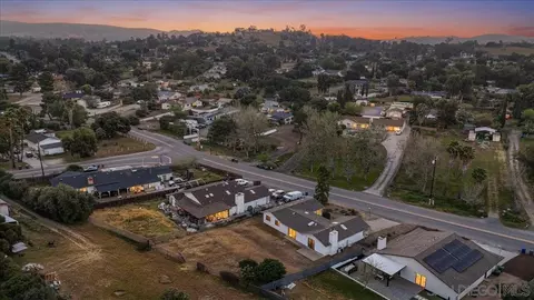 View/Area - 715 Hunter, Ramona, CA 92065 photo 9 of 10
