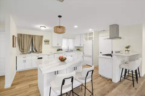 715 Hunter, Ramona, CA 92065