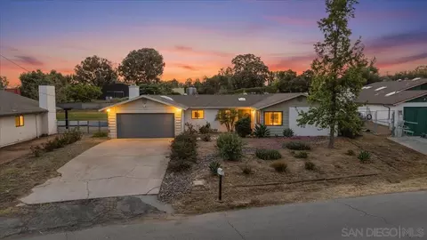 Exterior - 715 Hunter, Ramona, CA 92065 photo 6 of 7