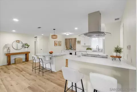Kitchen - 715 Hunter, Ramona, CA 92065 photo 2 of 8
