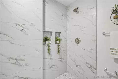 Bath - 715 Hunter, Ramona, CA 92065 photo 3 of 10