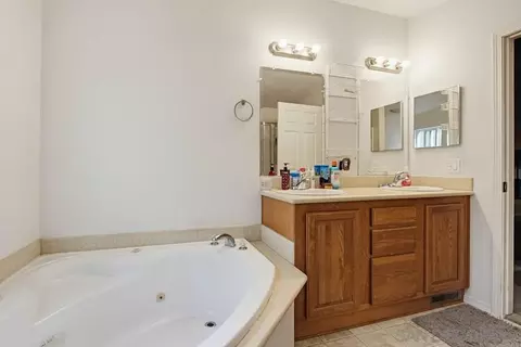 Bath - 9100 Single Oak Dr #33, Lakeside, CA 92040 photo 2 of 5