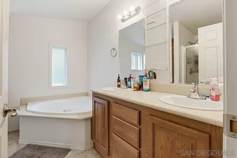 Bath - 9100 Single Oak Dr #33, Lakeside, CA 92040 photo 1 of 5