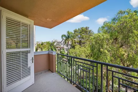 3887 Pell Pl #314, San Diego, CA 92130