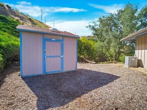 Exterior - 3360 Toyon Heights Dr, Fallbrook, CA 92028 photo 5 of 16