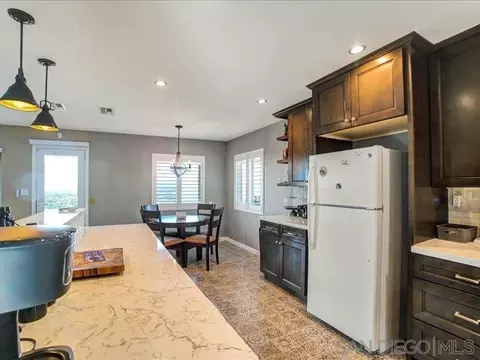 Kitchen - 3360 Toyon Heights Dr, Fallbrook, CA 92028 photo 4 of 5