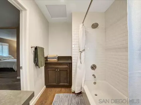 Bath - 3360 Toyon Heights Dr, Fallbrook, CA 92028 photo 4 of 5
