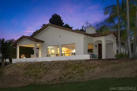 Exterior - 2102 Palmer Dr, Oceanside, CA 92056 photo 2 of 15