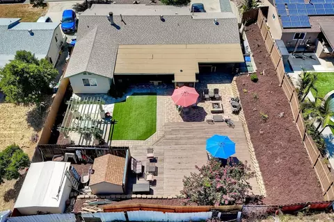 View/Area - 13435 Ogunquit Ave, Poway, CA 92064 photo 1 of 14