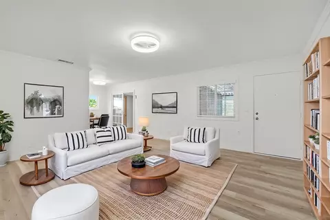 Living - 8632 Atlas Vw, Santee, CA 92071 photo 1 of 3