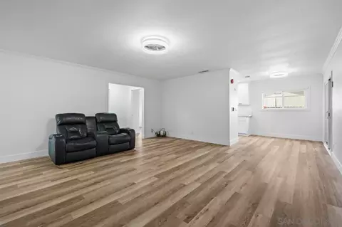 Living - 8632 Atlas Vw, Santee, CA 92071 photo 2 of 3