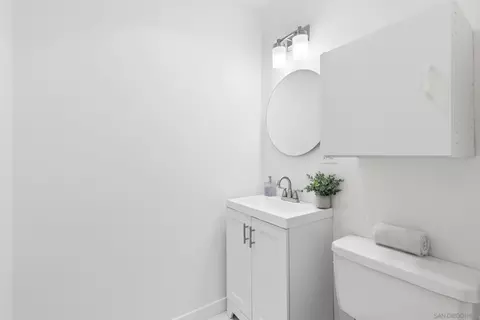 Bath - 5750 Amaya #44, La Mesa, CA 91942 photo 1 of 2