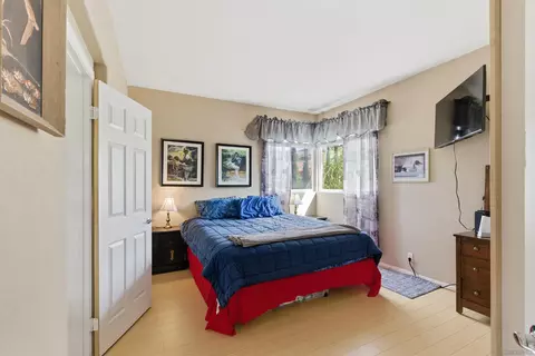 Bedroom - 2142 Hidden Mesa Rd, El Cajon, CA 92019 photo 4 of 5