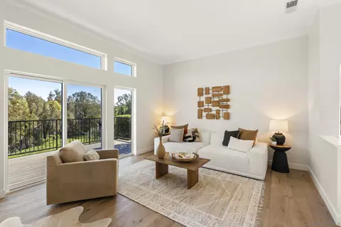 Living - 7875 Bellakaren Pl, La Jolla, CA 92037 photo 4 of 5