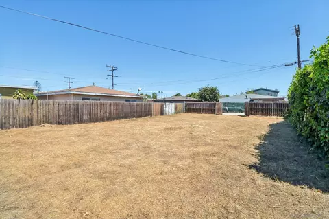 Exterior - 1055 11th, Imperial Beach, CA 91932 photo 11 of 11