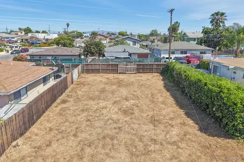 View/Area - 1055 11th, Imperial Beach, CA 91932 photo 6 of 13