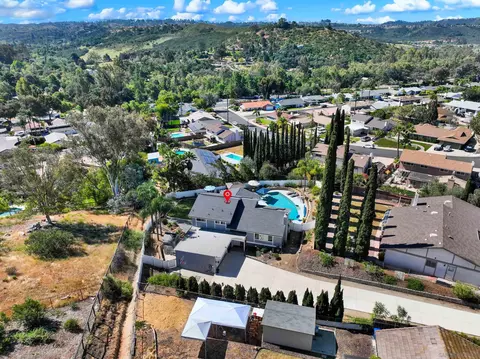 View/Area - 12913 Evalyn Ct, Poway, CA 92064 photo 3 of 13