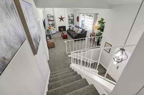 Entry Way - 12913 Evalyn Ct, Poway, CA 92064 photo 3 of 3