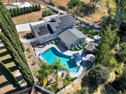 View/Area - 12913 Evalyn Ct, Poway, CA 92064 photo 2 of 13
